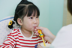 2歲小孩不會(huì)說話怎么辦？